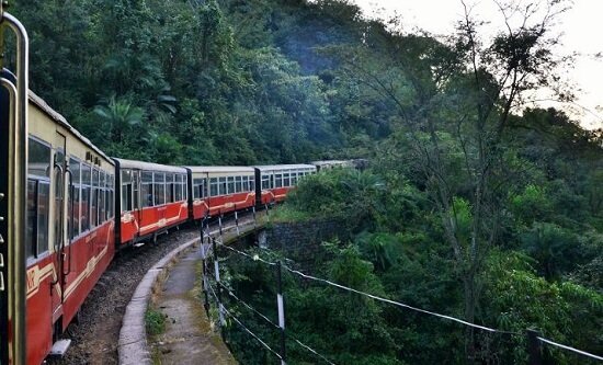 Himachal Toy Train Tour Packages